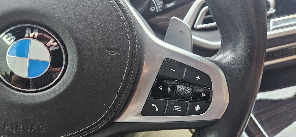 BMW X7 xDrive40i Sports Activity Vehicle 2021