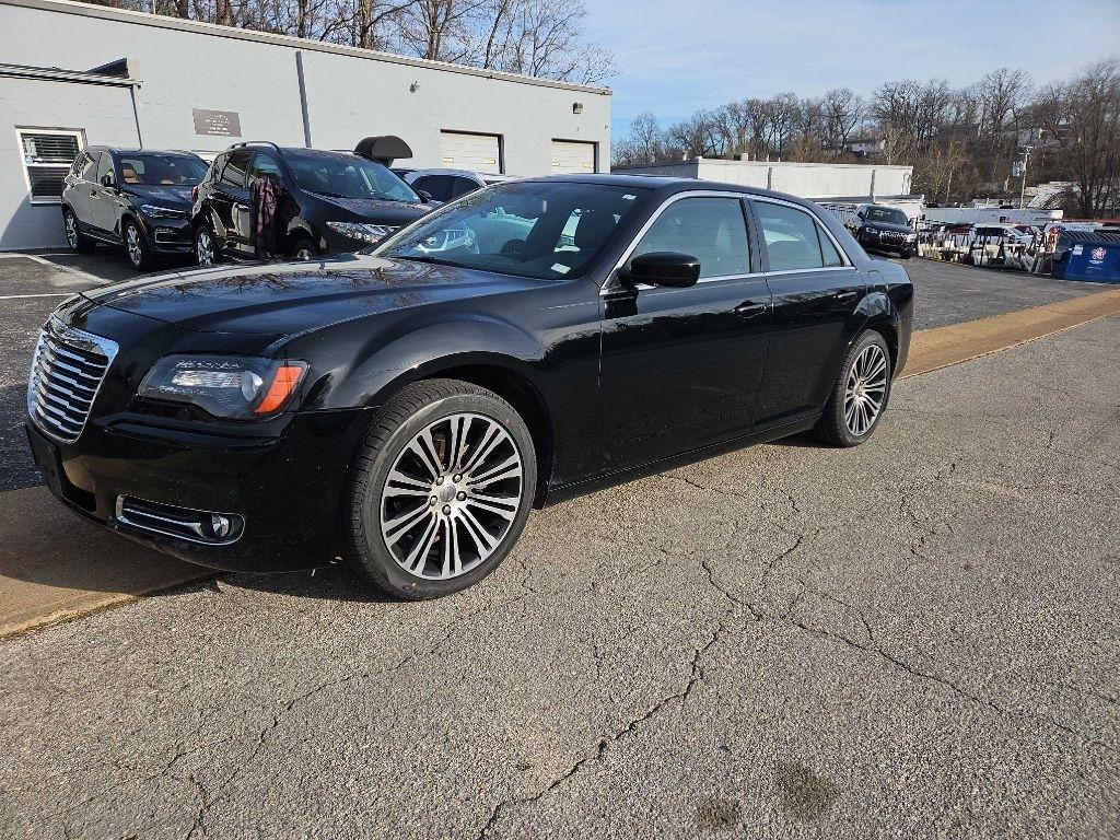 Chrysler 300 4dr Sdn 300S RWD 2013