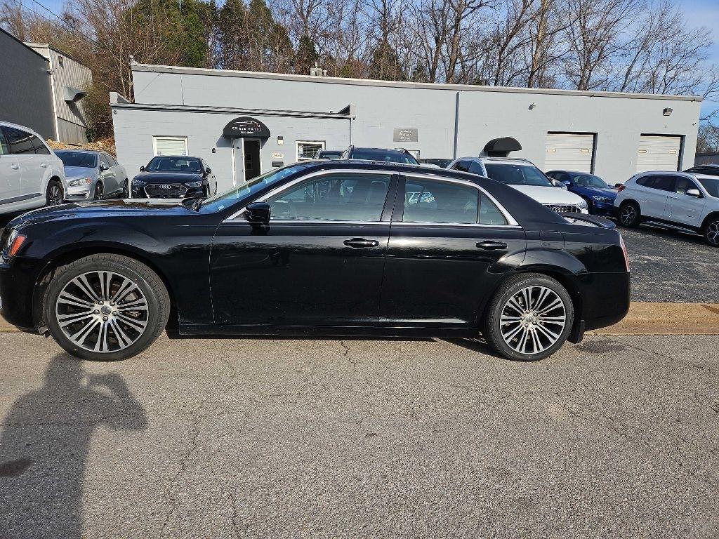 Chrysler 300 4dr Sdn 300S RWD 2013