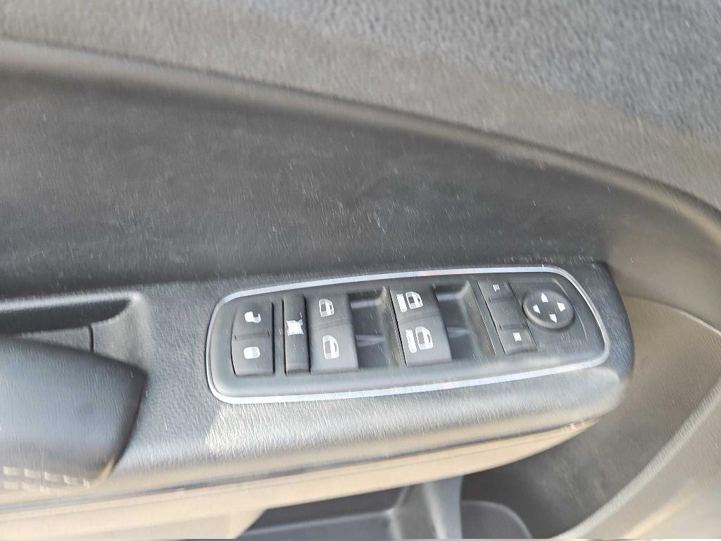 Chrysler 300 4dr Sdn 300S RWD 2013