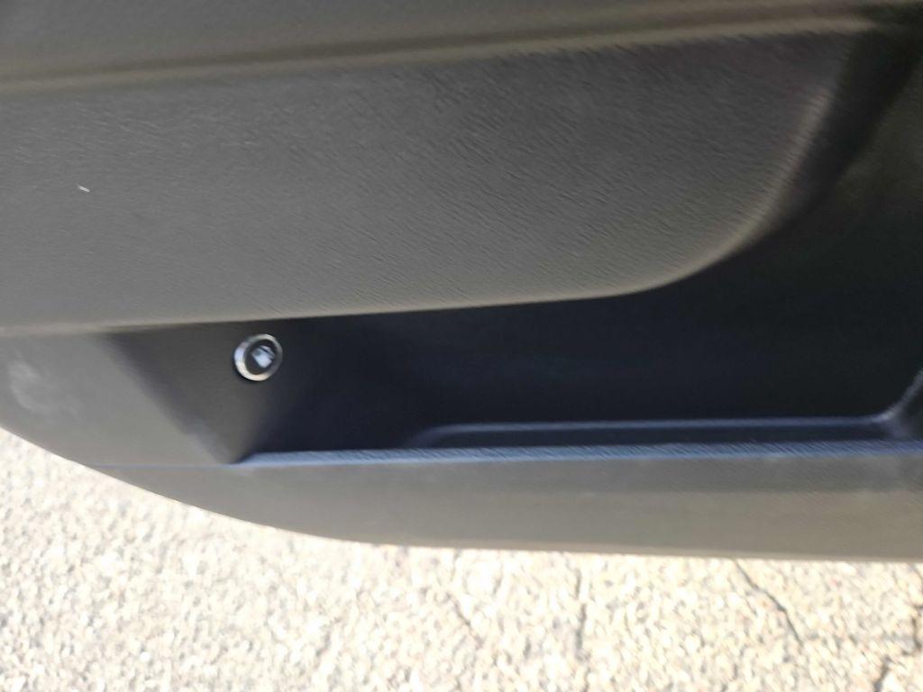 Chrysler 300 4dr Sdn 300S RWD 2013