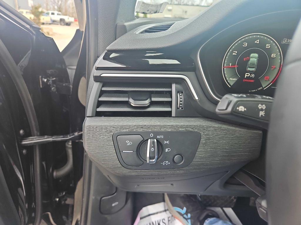 Audi A4 Sedan S line Premium Plus 45 TFSI quattro 2021