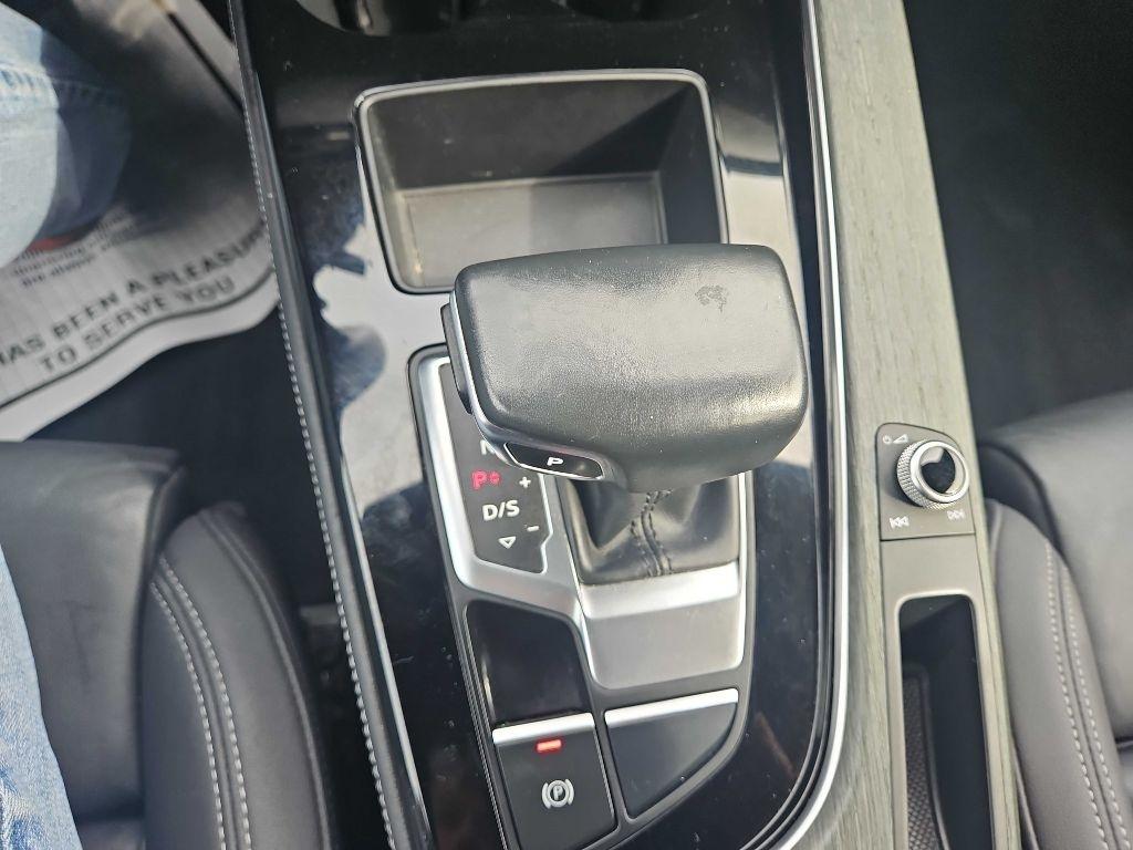 Audi A4 Sedan S line Premium Plus 45 TFSI quattro 2021