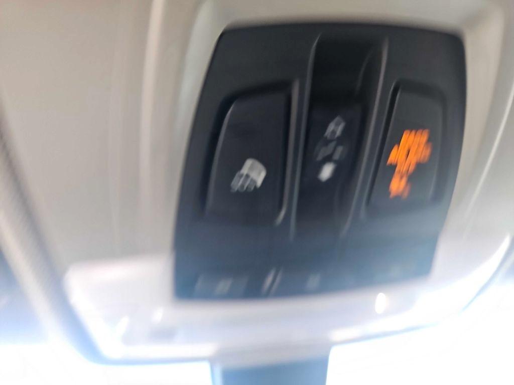 BMW 3 Series 4dr Sdn 328i xDrive AWD SULEV South Africa 2015