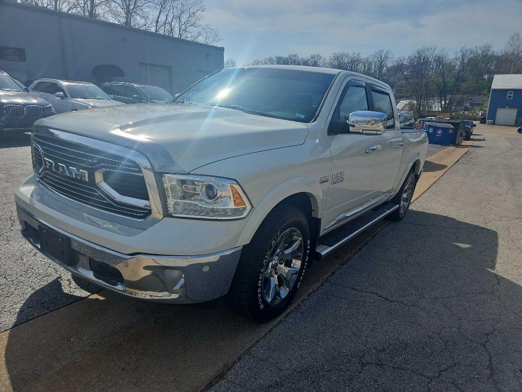 RAM 1500 Limited 4x4 Crew Cab 5'7" Box *Ltd Avail* 2018