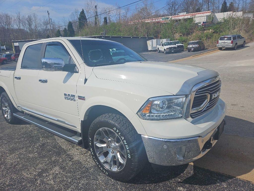 RAM 1500 Limited 4x4 Crew Cab 5'7" Box *Ltd Avail* 2018