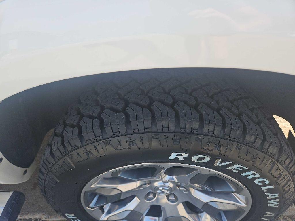 RAM 1500 Limited 4x4 Crew Cab 5'7" Box *Ltd Avail* 2018