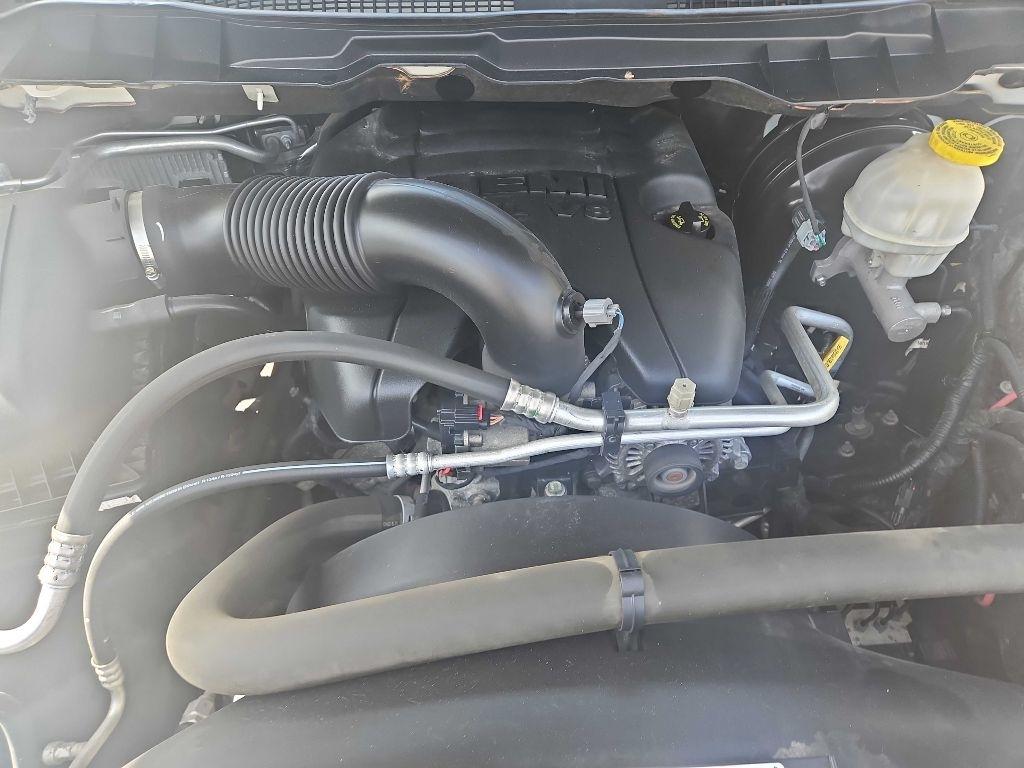 RAM 1500 Limited 4x4 Crew Cab 5'7" Box *Ltd Avail* 2018