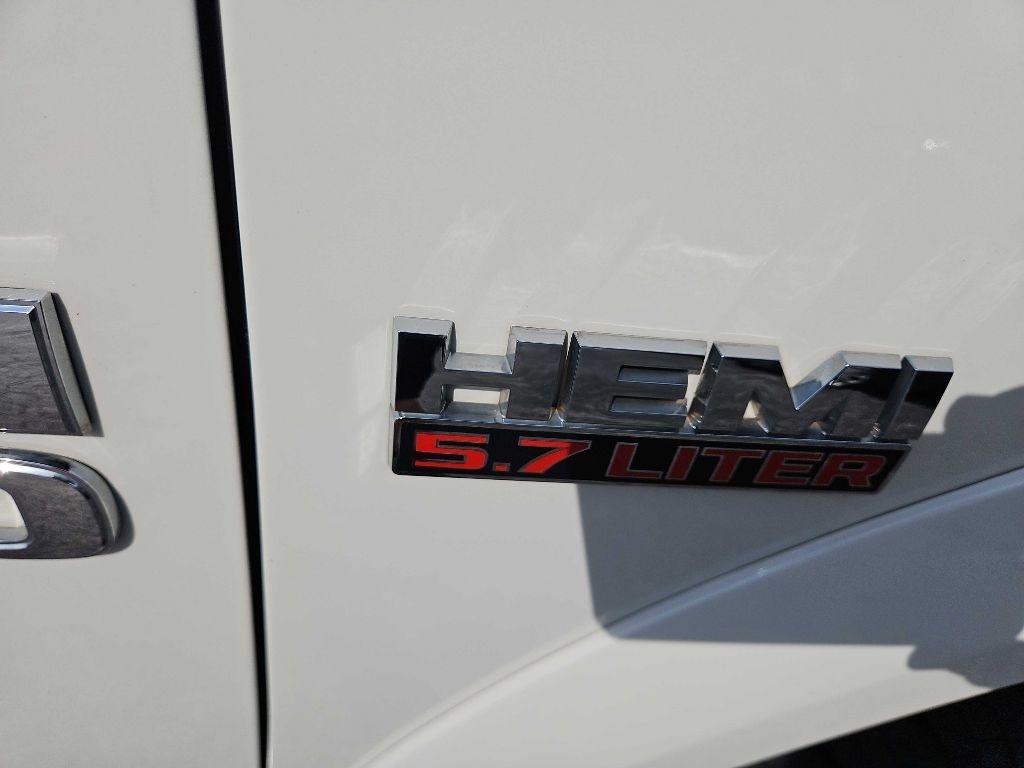 RAM 1500 Limited 4x4 Crew Cab 5'7" Box *Ltd Avail* 2018