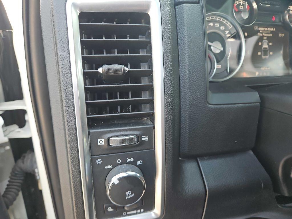 RAM 1500 Limited 4x4 Crew Cab 5'7" Box *Ltd Avail* 2018