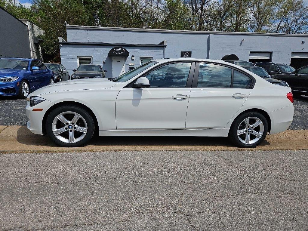 BMW 3 Series 4dr Sdn 328i xDrive AWD 2014