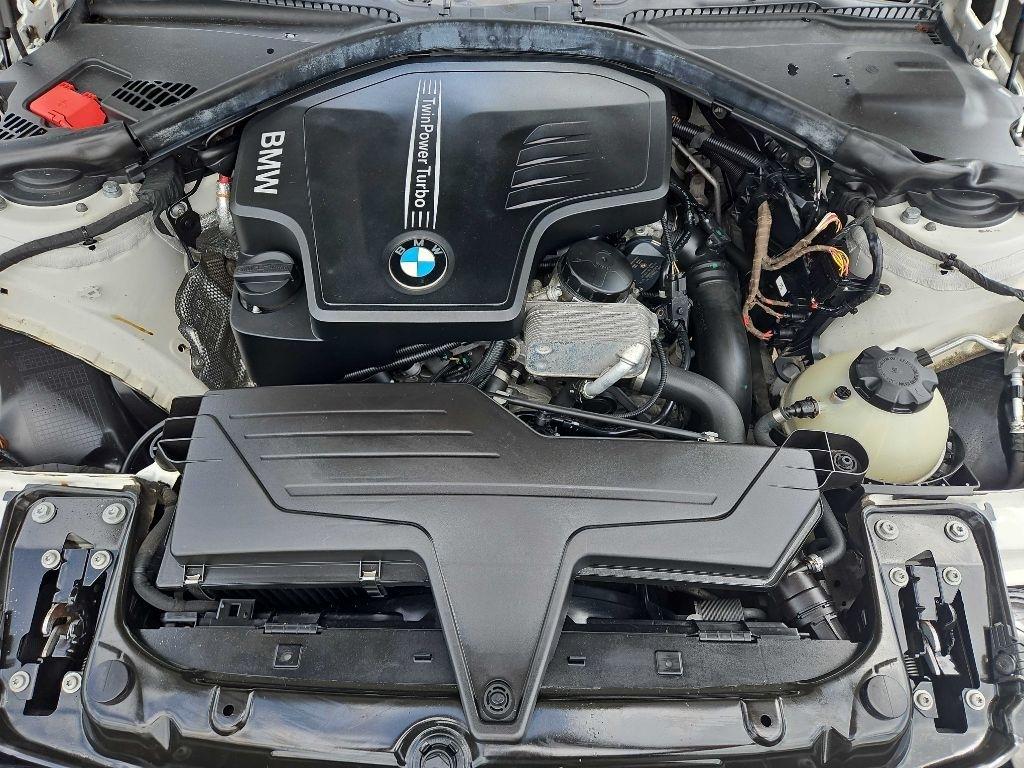 BMW 3 Series 4dr Sdn 328i xDrive AWD 2014