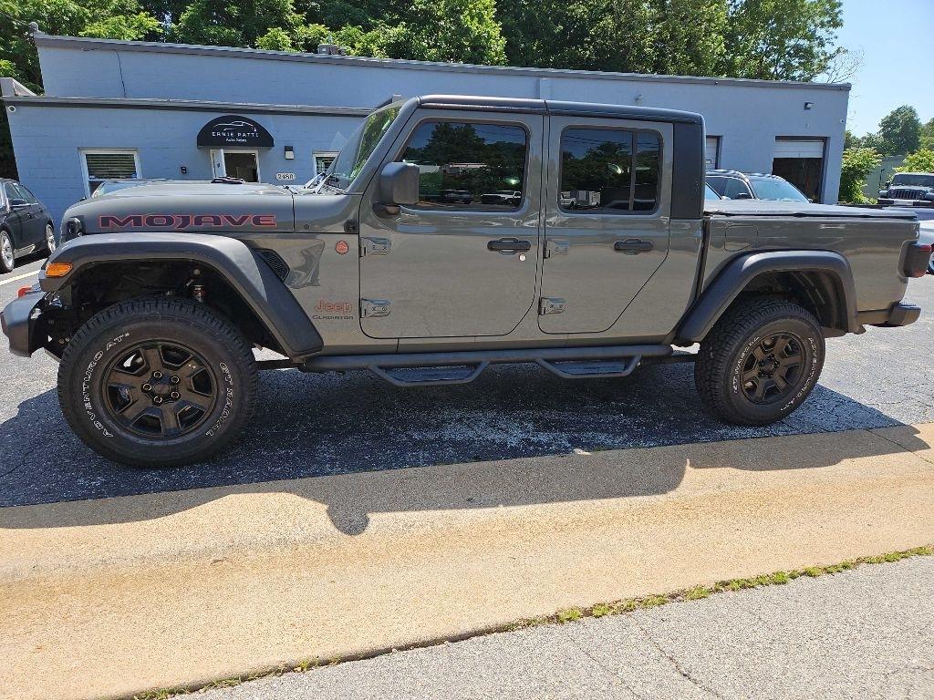 2021 Jeep Gladiator Mojave's photo