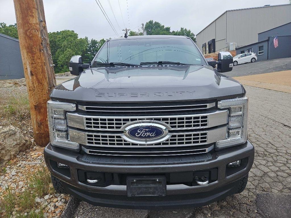 Ford Super Duty F-250 SRW King Ranch 4WD Crew Cab 8' Box 2019