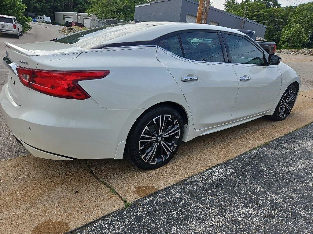 Nissan Maxima 4dr Sdn 3.5 Platinum 2016