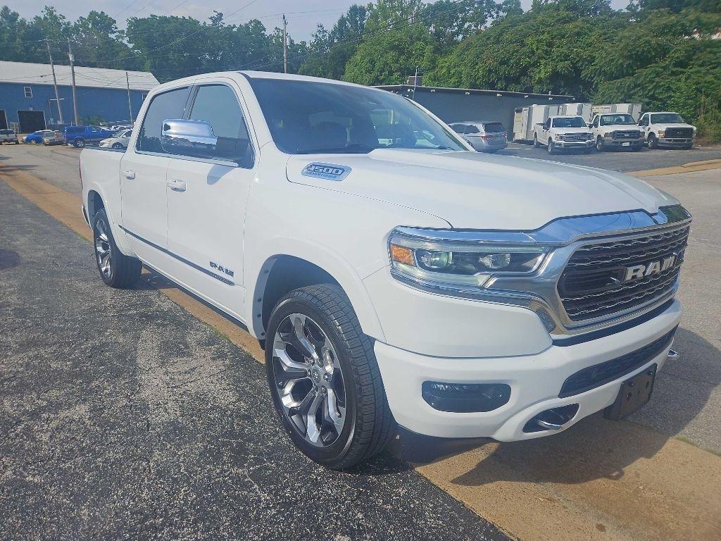 RAM 1500 Limited 4x4 Crew Cab 5'7" Box 2024