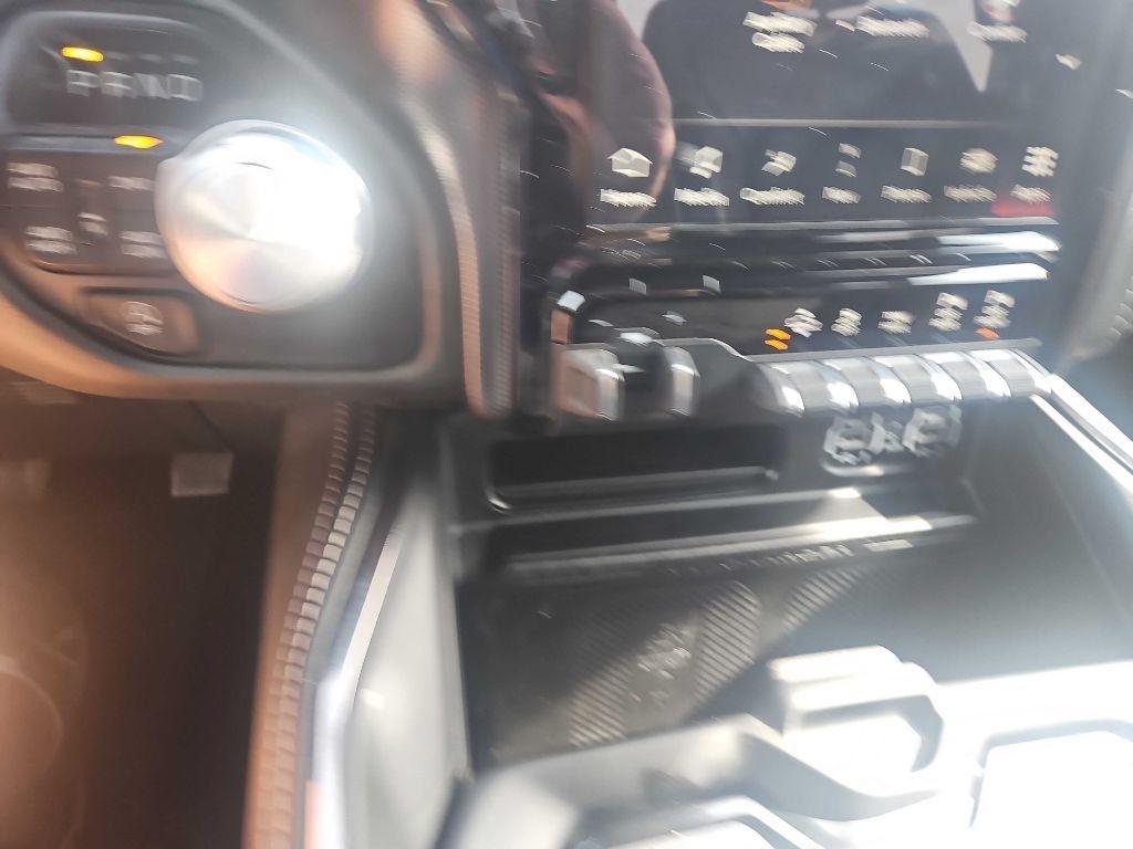 RAM 1500 Limited 4x4 Crew Cab 5'7" Box 2024