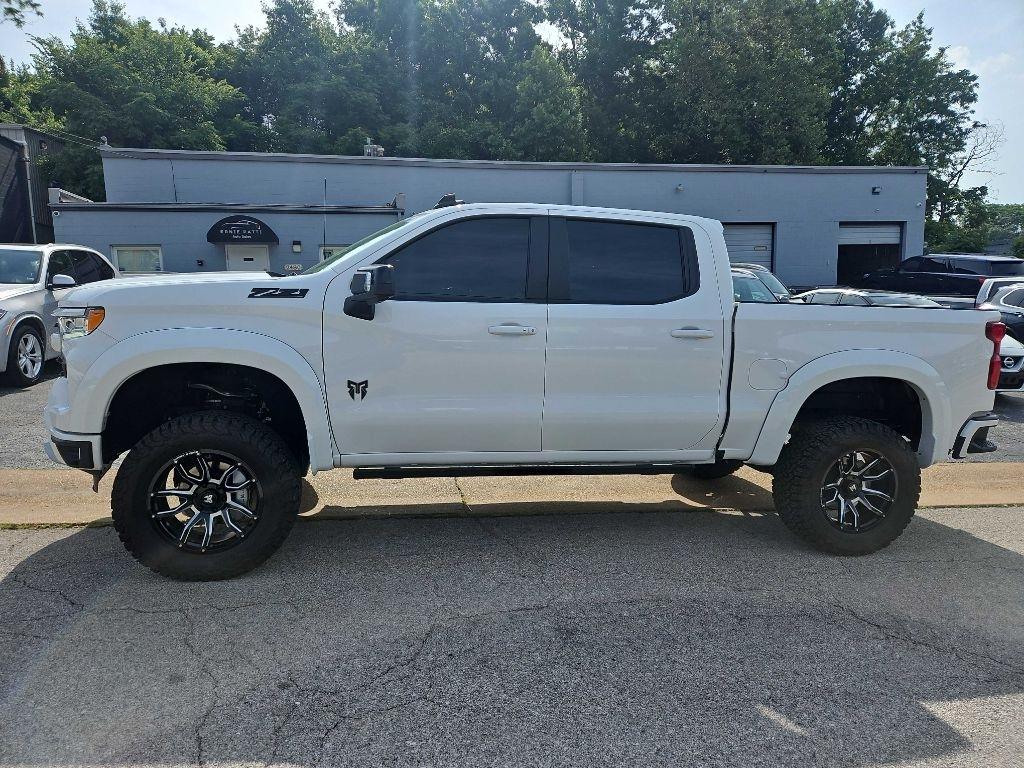 2023 Chevrolet Silverado 1500 RST 4X4 Crew Cab Short Box's photo