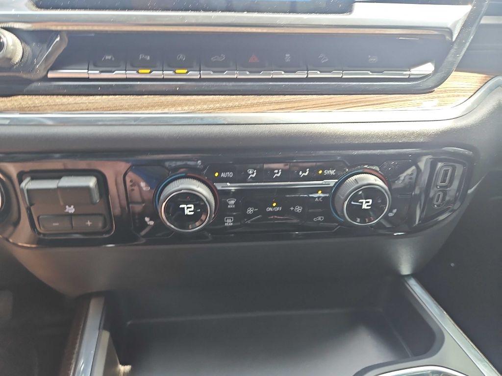Chevrolet Silverado 1500 4WD Crew Cab 147" RST 2023