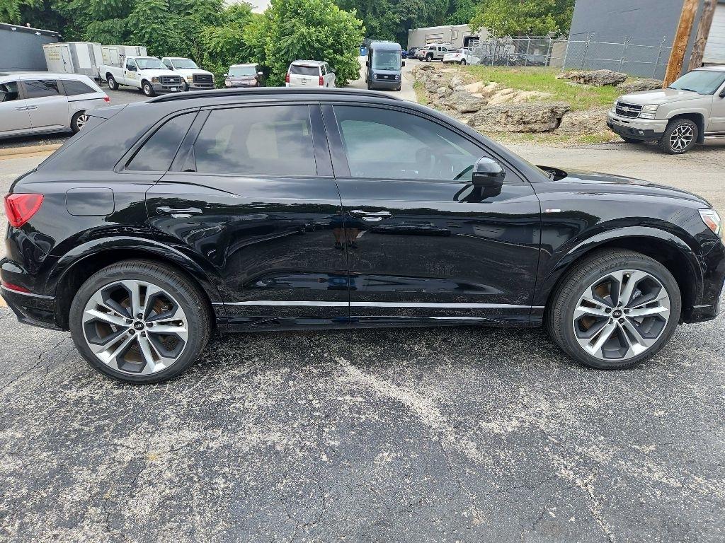 Audi Q3 S line Premium Plus 45 TFSI quattro 2022