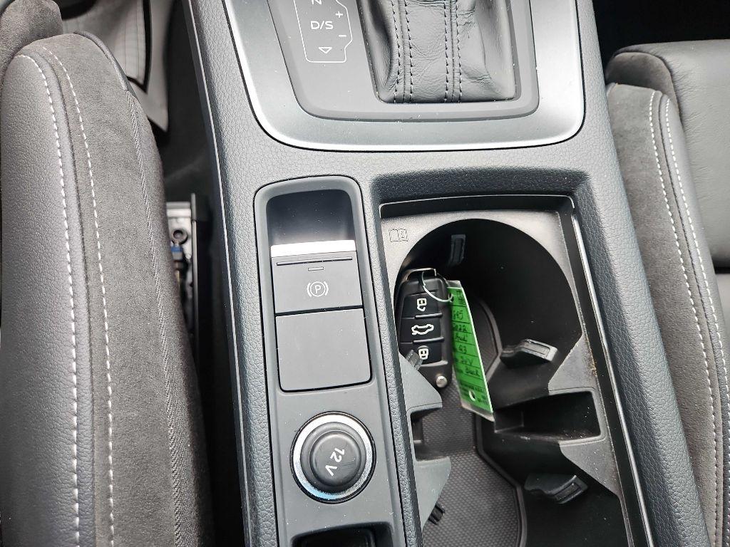 Audi Q3 S line Premium Plus 45 TFSI quattro 2022