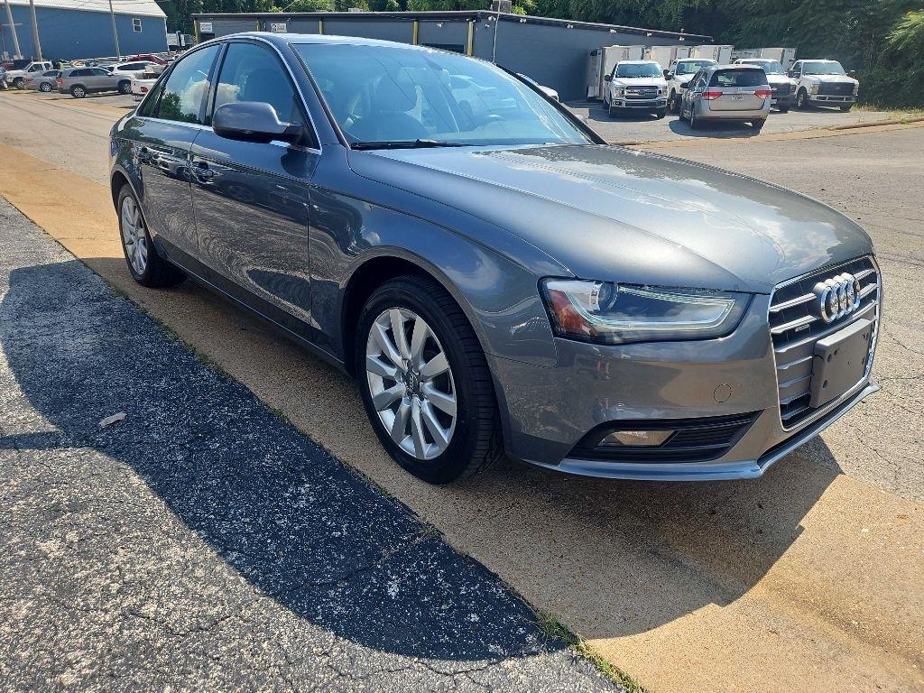 Audi A4 4dr Sdn Auto quattro 2.0T Premium 2013