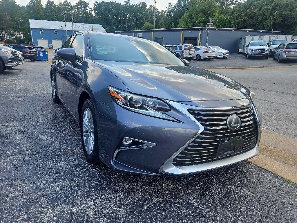 Lexus ES 350 4dr Sdn 2016