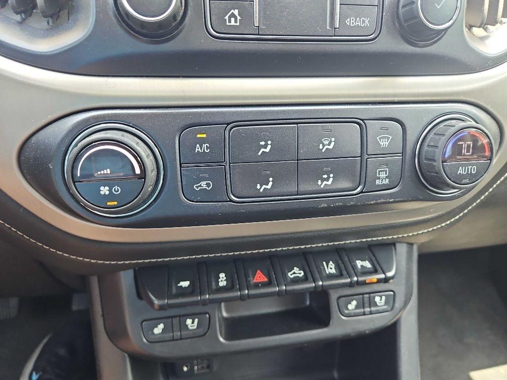 GMC Canyon 4WD Crew Cab 141" Denali 2020