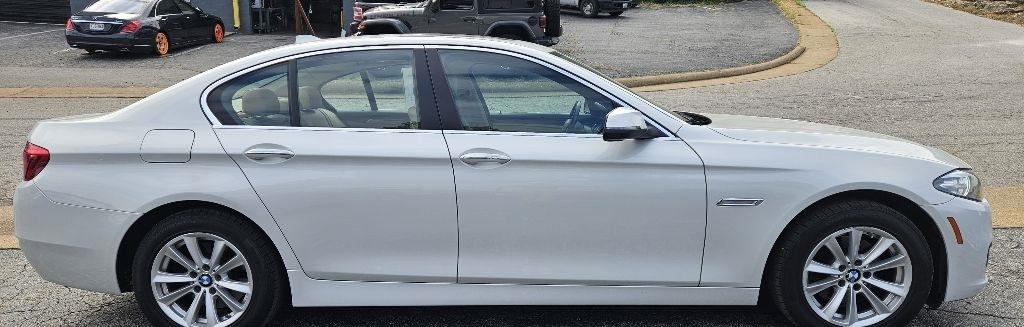 BMW 528i photo 2