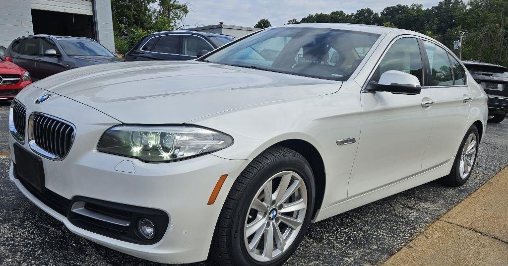 BMW 528i photo 3