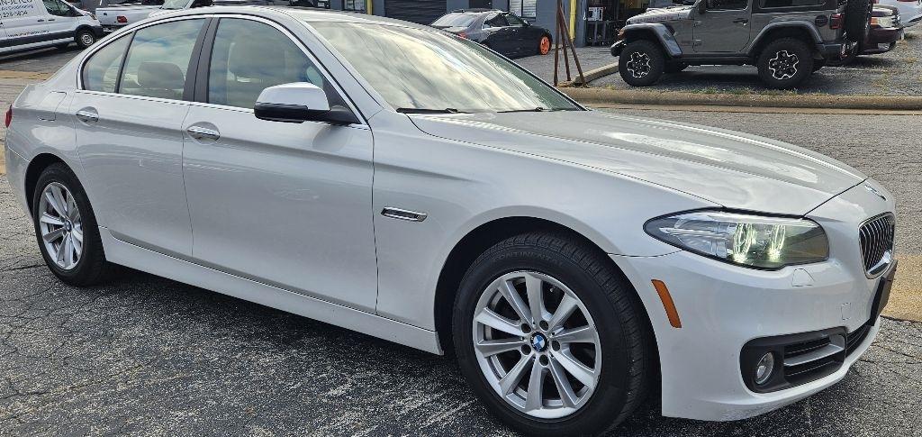 BMW 528i photo 5