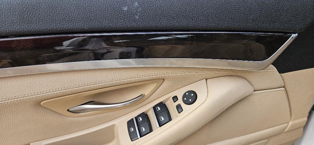 BMW 528i photo 10