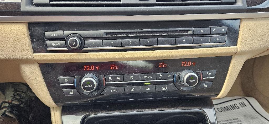 BMW 528i photo 16