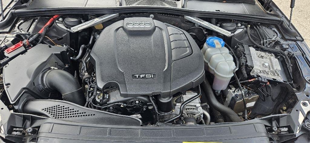 Audi A4 photo 9