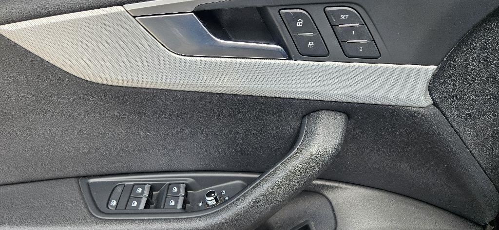 Audi A4 photo 13