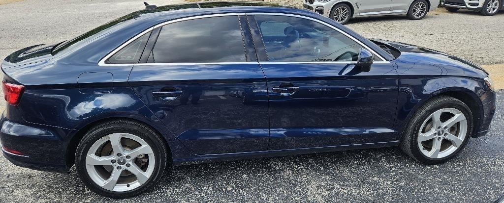 Audi A3 Sedan Premium 45 TFSI quattro 2019