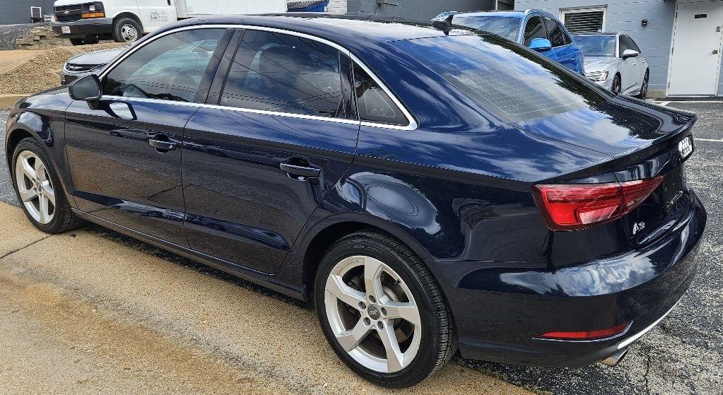 Audi A3 Sedan Premium 45 TFSI quattro 2019
