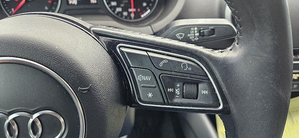Audi A3 Sedan Premium 45 TFSI quattro 2019