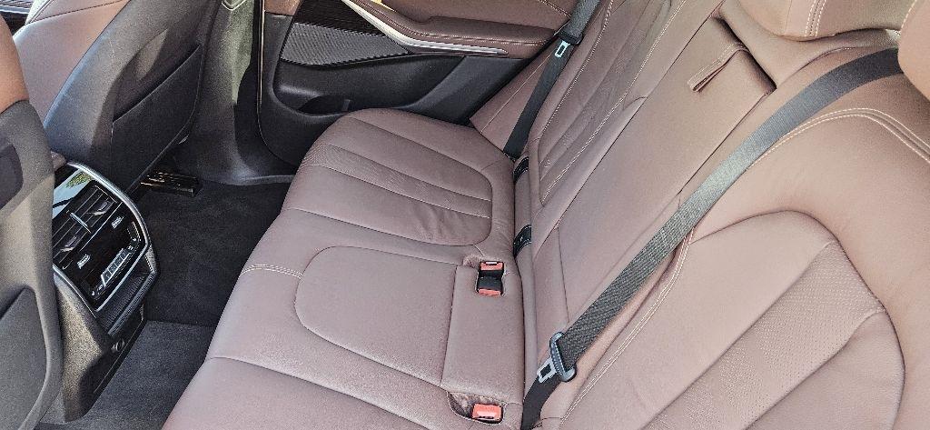 BMW X5 photo 14