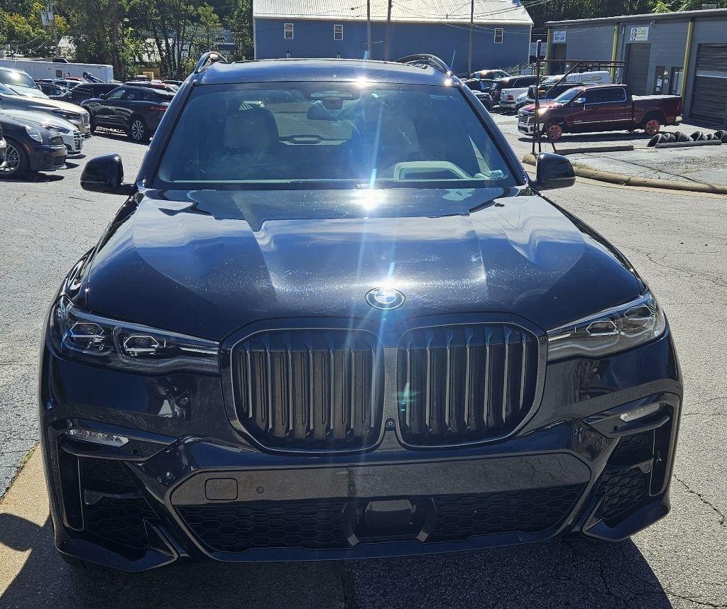 BMW X7 photo 2