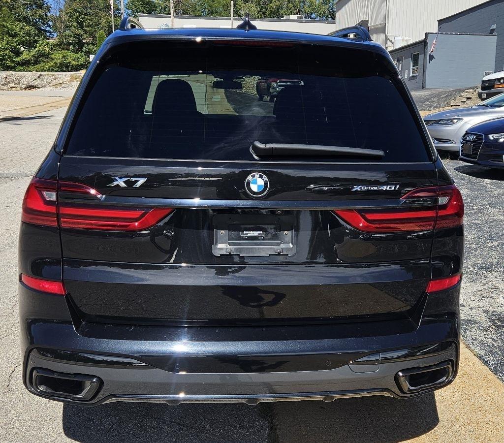 BMW X7 photo 8