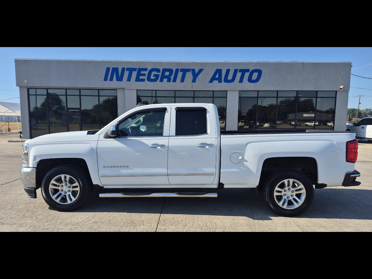 Chevrolet Silverado 1500 2WD Double Cab 143.5" LTZ w/1LZ 2018