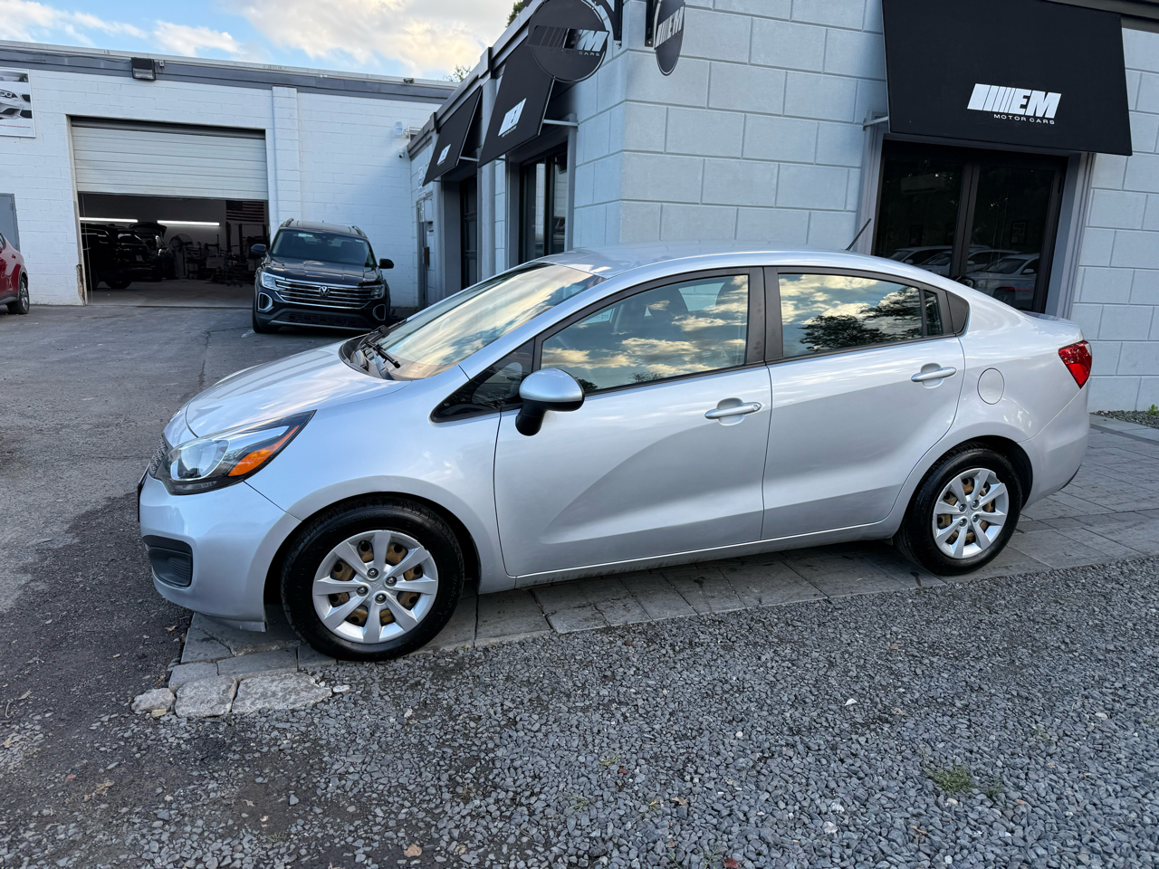 2014 Kia Rio LX photo 2