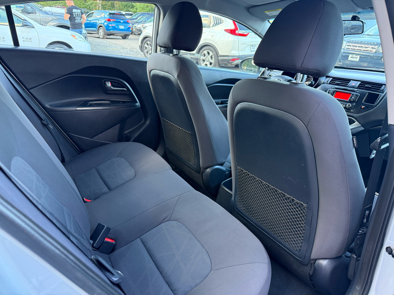 2014 Kia Rio LX photo 22