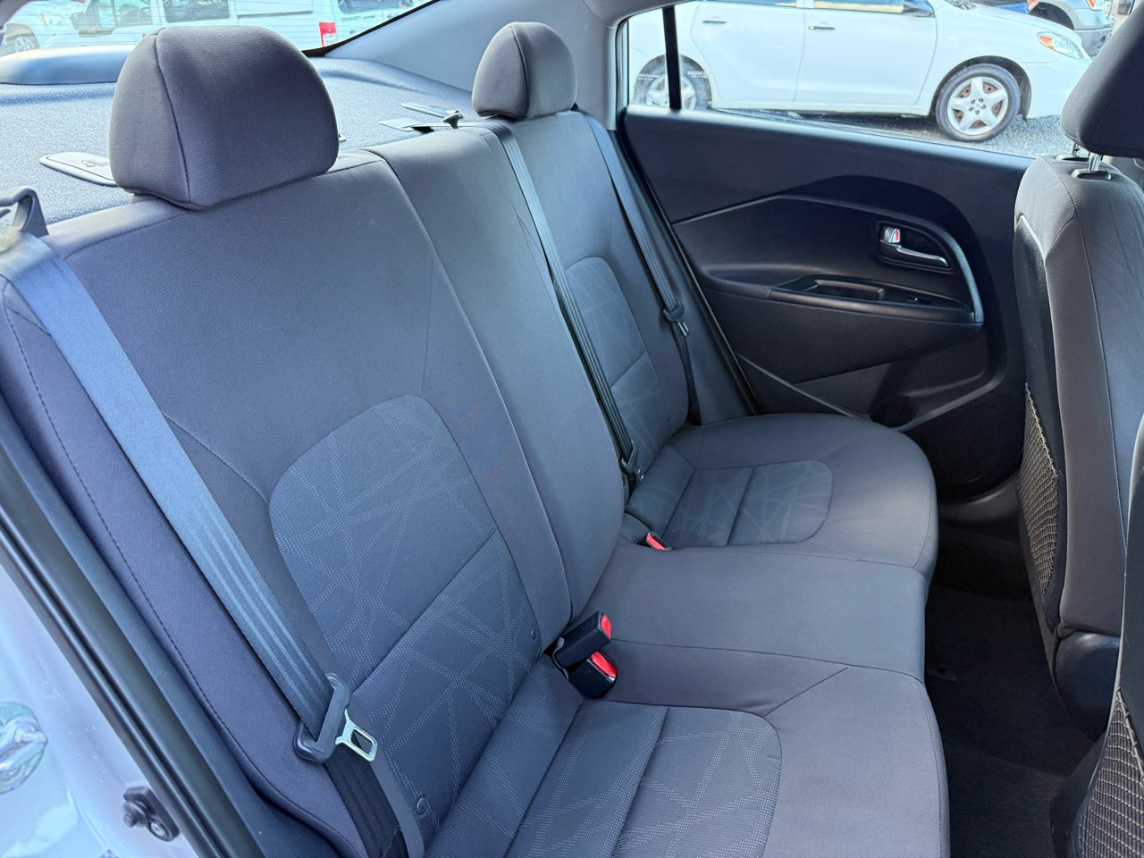 2014 Kia Rio LX photo 24
