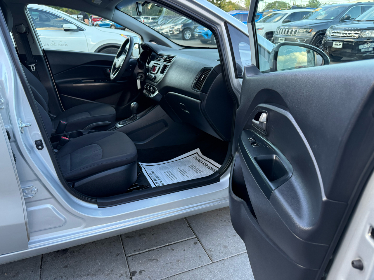 2014 Kia Rio LX photo 25