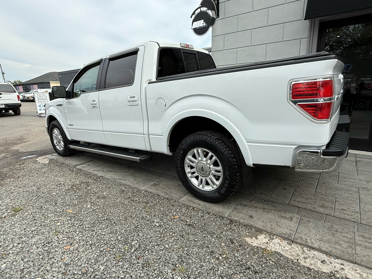 2014 Ford F-150 Lariat photo 5