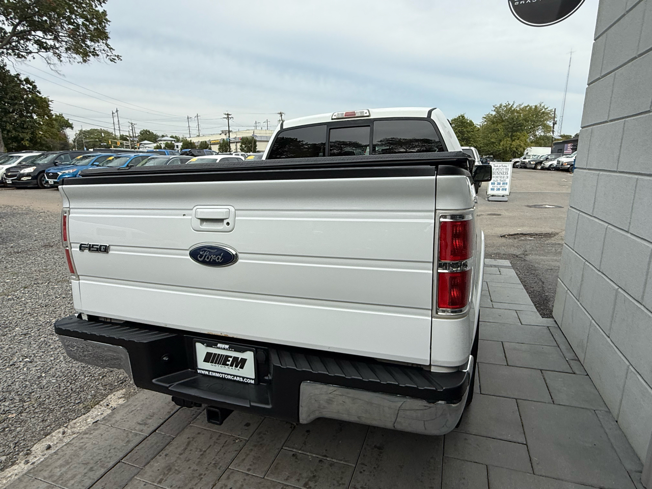 2014 Ford F-150 Lariat photo 14