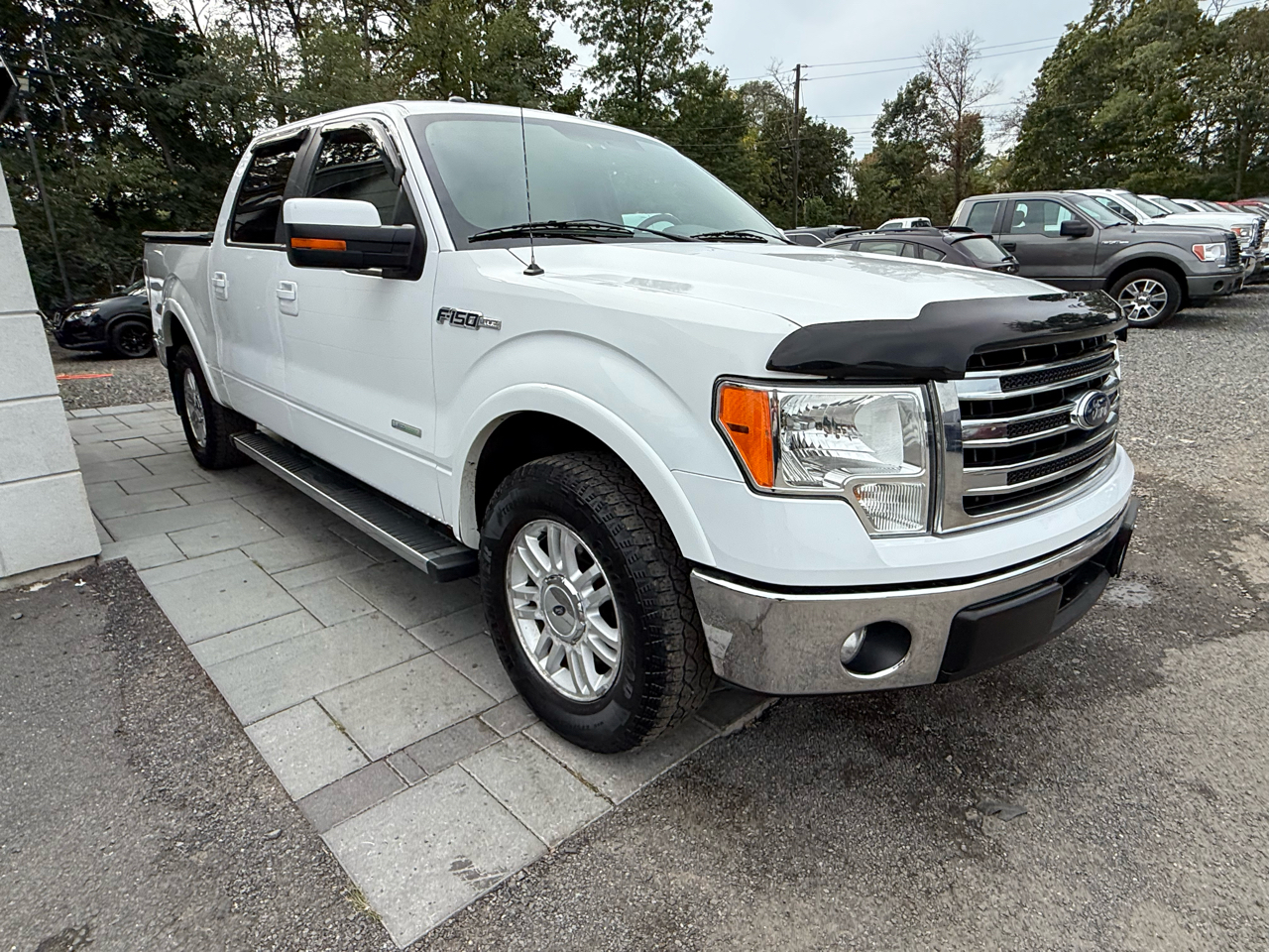 2014 Ford F-150 Lariat photo 18