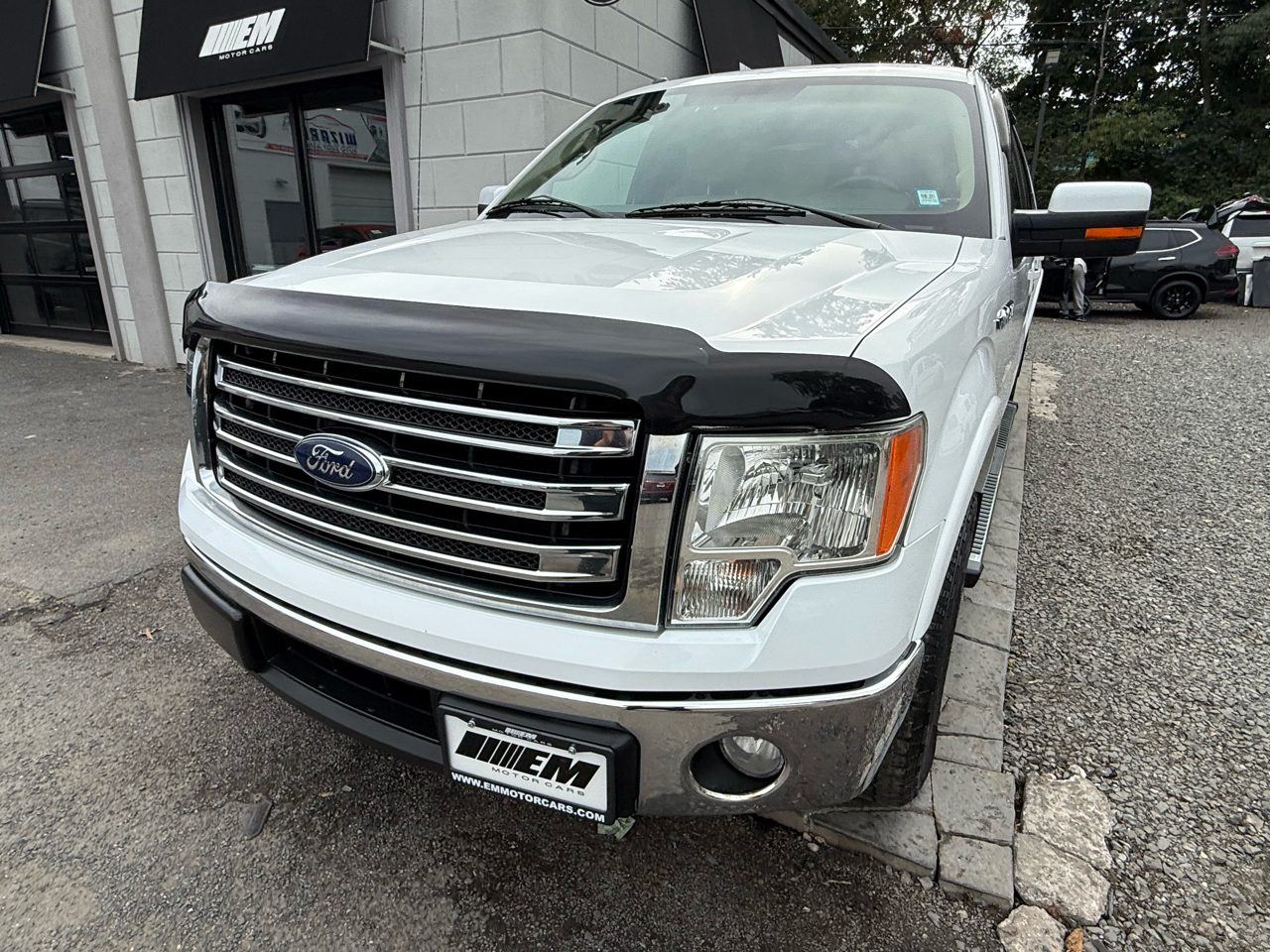 2014 Ford F-150 Lariat photo 27